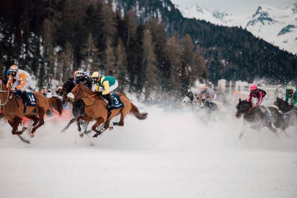 Longines и конный турнир на замерзшем озере Санкт-Морица