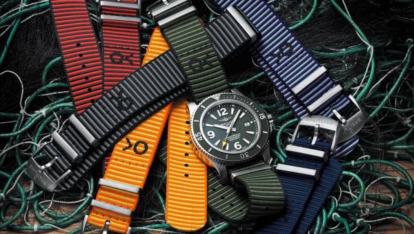 Breitling производит часовые ремешки из материала Econyl