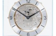 Немецкие настольные часы Hermle в стеклянном кубе