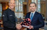 Blancpain вручает награду «Mentor Chef Award» Филипу Ховарду