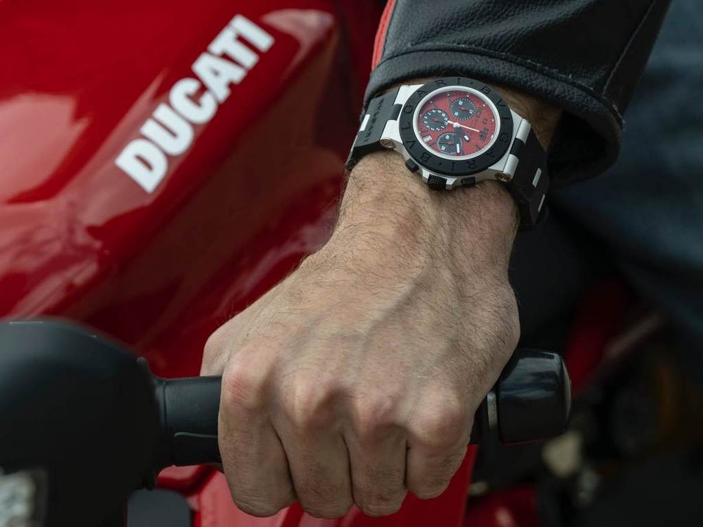 Часы Bulgari Aluminium Chronograph Ducati Special Edition
