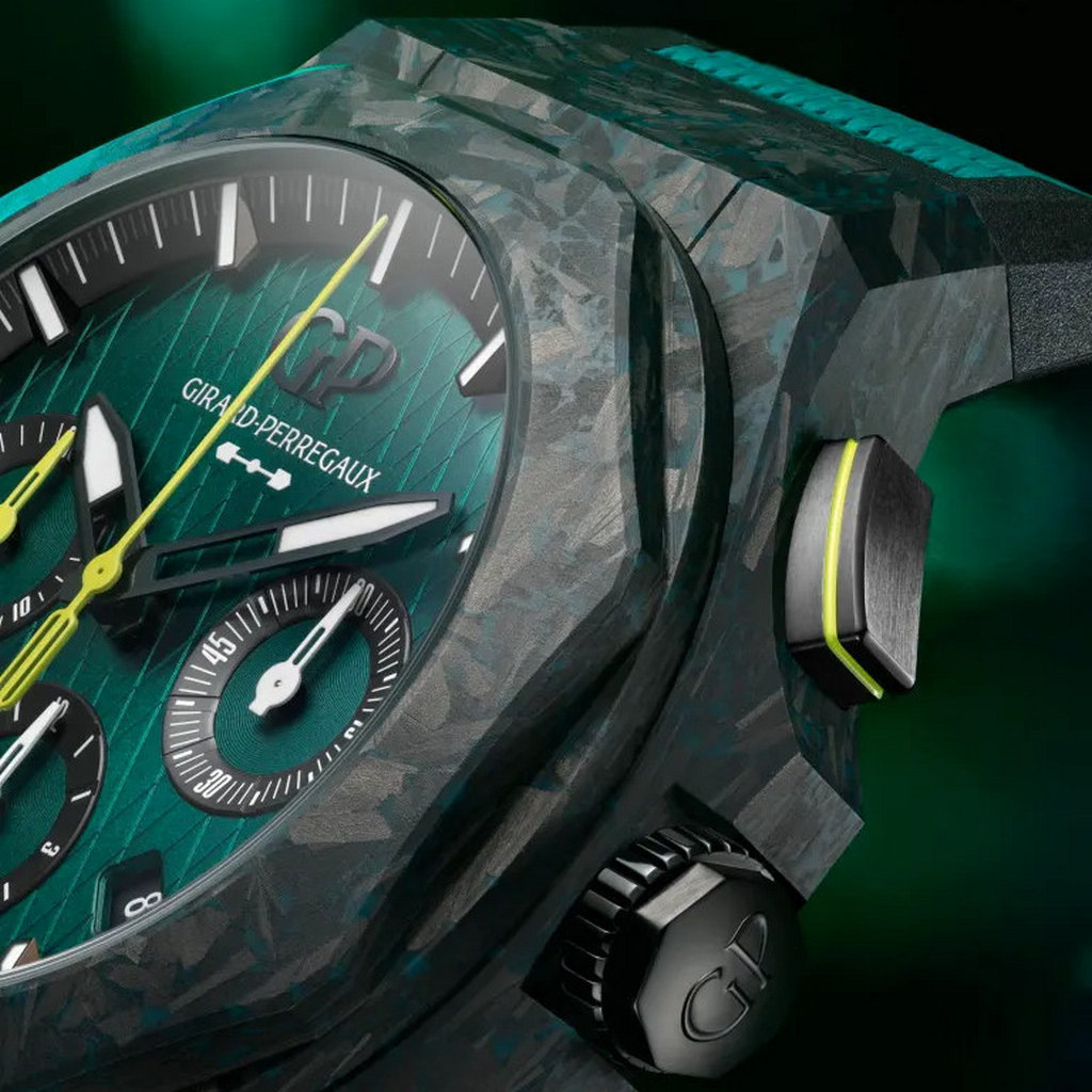 Часы Girard-Perregaux Laureato Absolute Chronograph Aston Martin F1 Edition