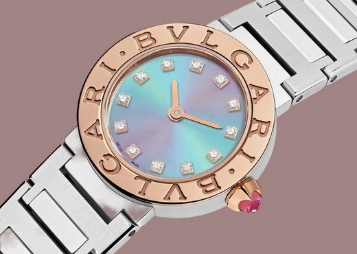 Часы Bulgari Bulgari x LISA с персонализированным дизайном