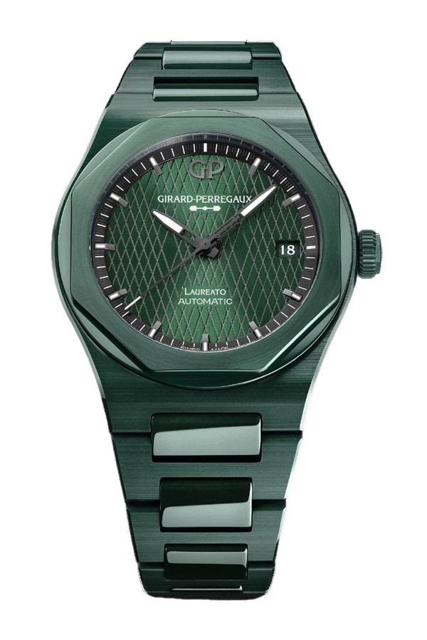 Часы Girard-Perregaux Laureato Green Ceramic Aston Martin Edition 38 mm