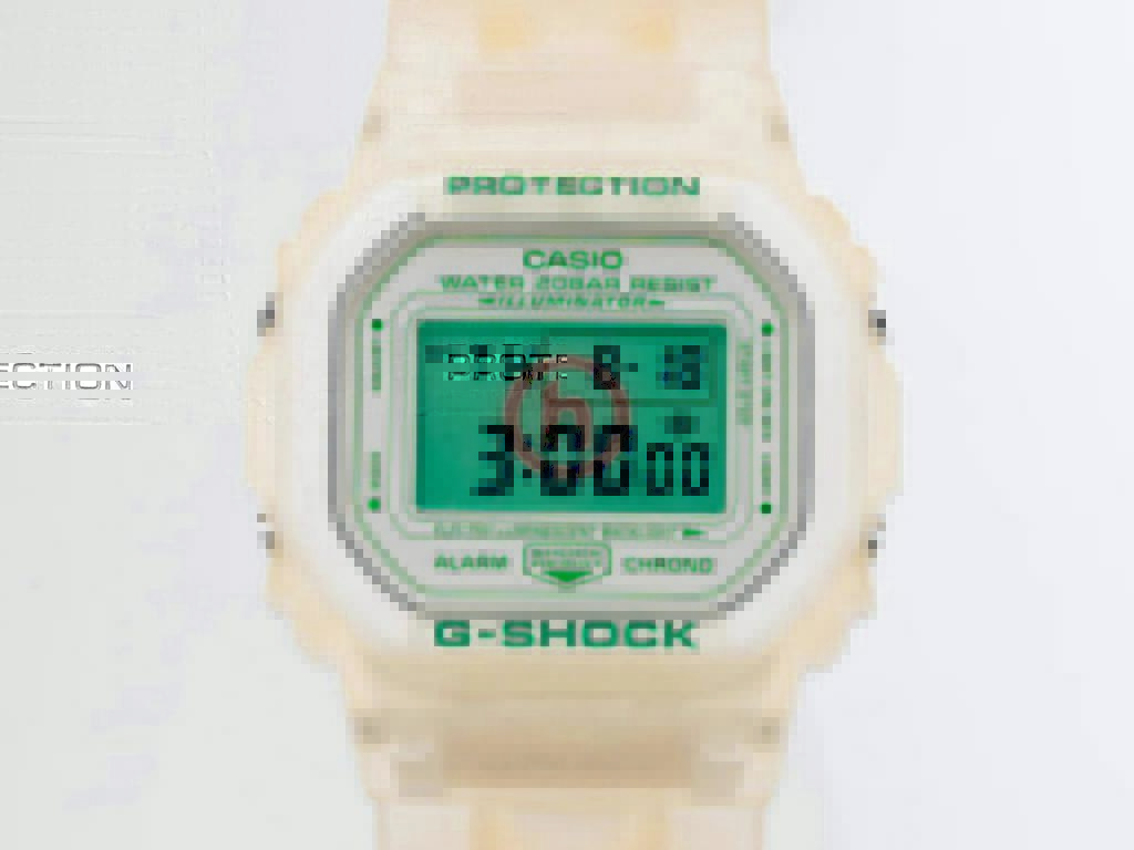 G-Shock x Hidden NY. Часы в бело-зеленой цветовой гамме